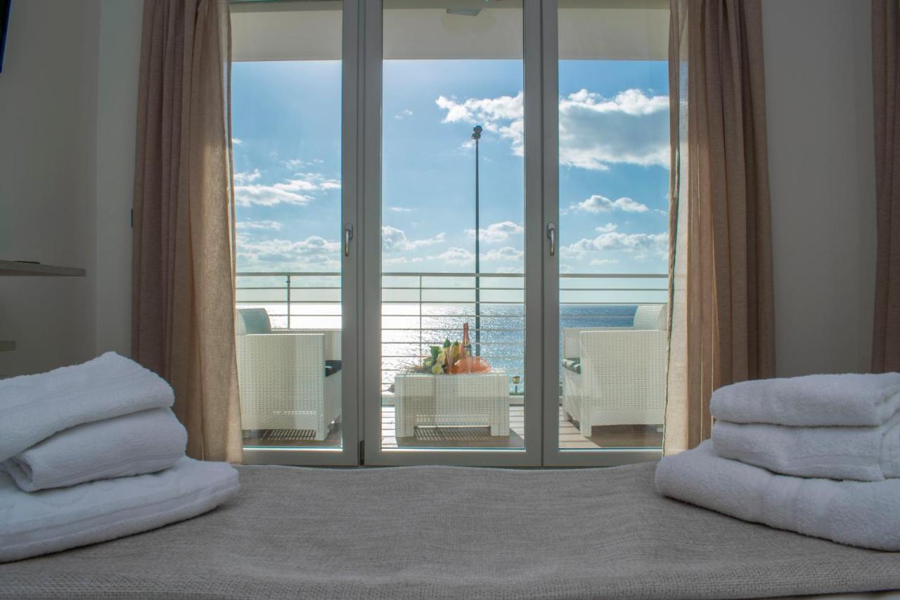 Spuma Di Mare Aparthotel Gallipoli Exterior photo